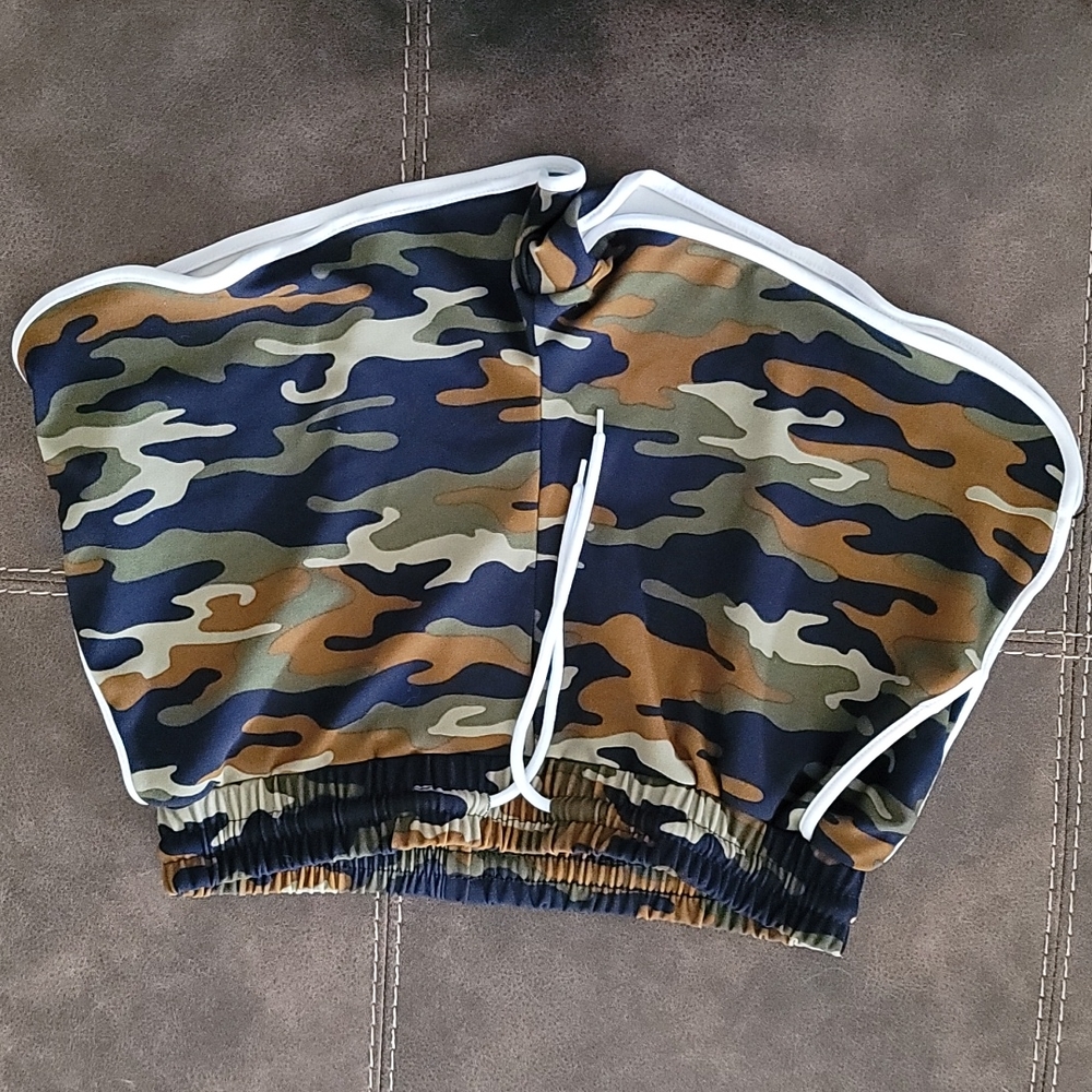 Shosho Women's Shorts M